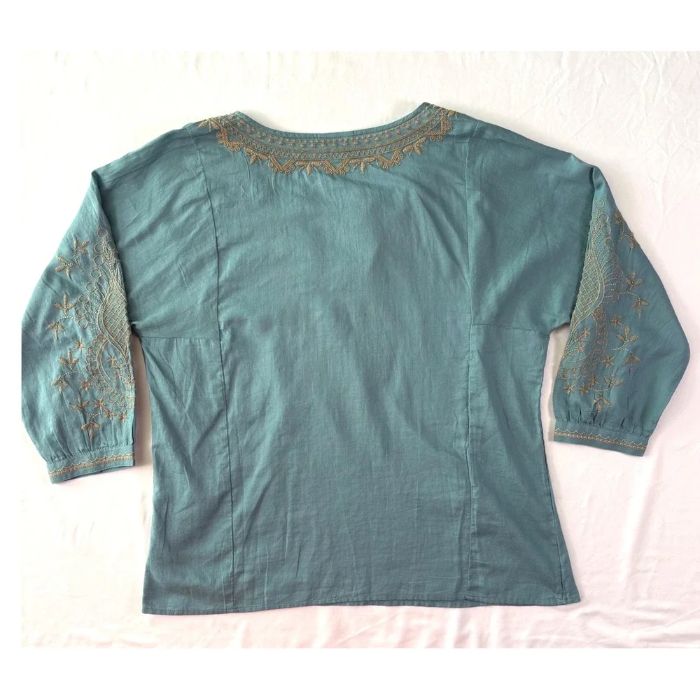 J Jill Embroidered Tunic Top W S Petite Boho Lightweight Artsy Coastal Travel - Picture 9 of 9